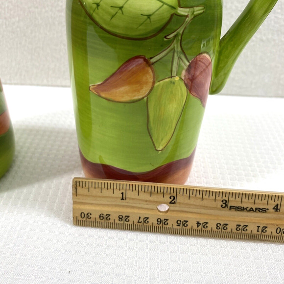 Vinegar & Oil Cruet Set Ceramic Chili Peppers Home Decor Handle Spout - Picture 12 of 12